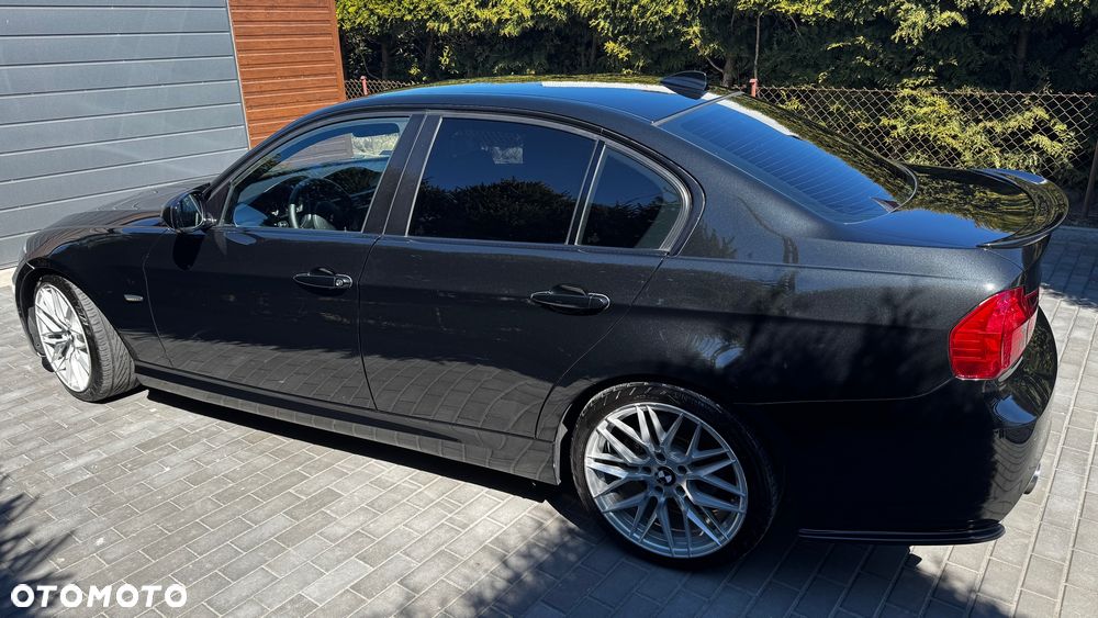 BMW Seria 3 320d - 10