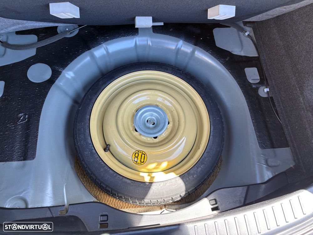 Mazda 3 Hatchback MZ-CD 1.6 Exclusive - 28