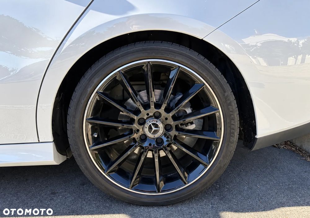 Mercedes-Benz CLA - 17