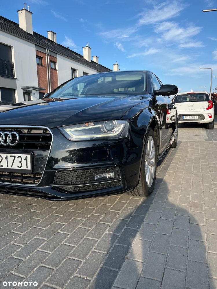 Audi A4 Limousine - 7