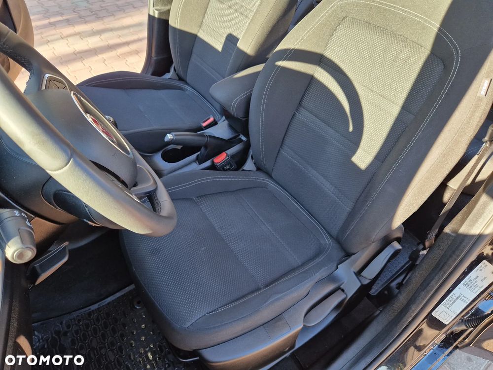 Fiat Tipo 1.4 16v Lounge EU6d - 23