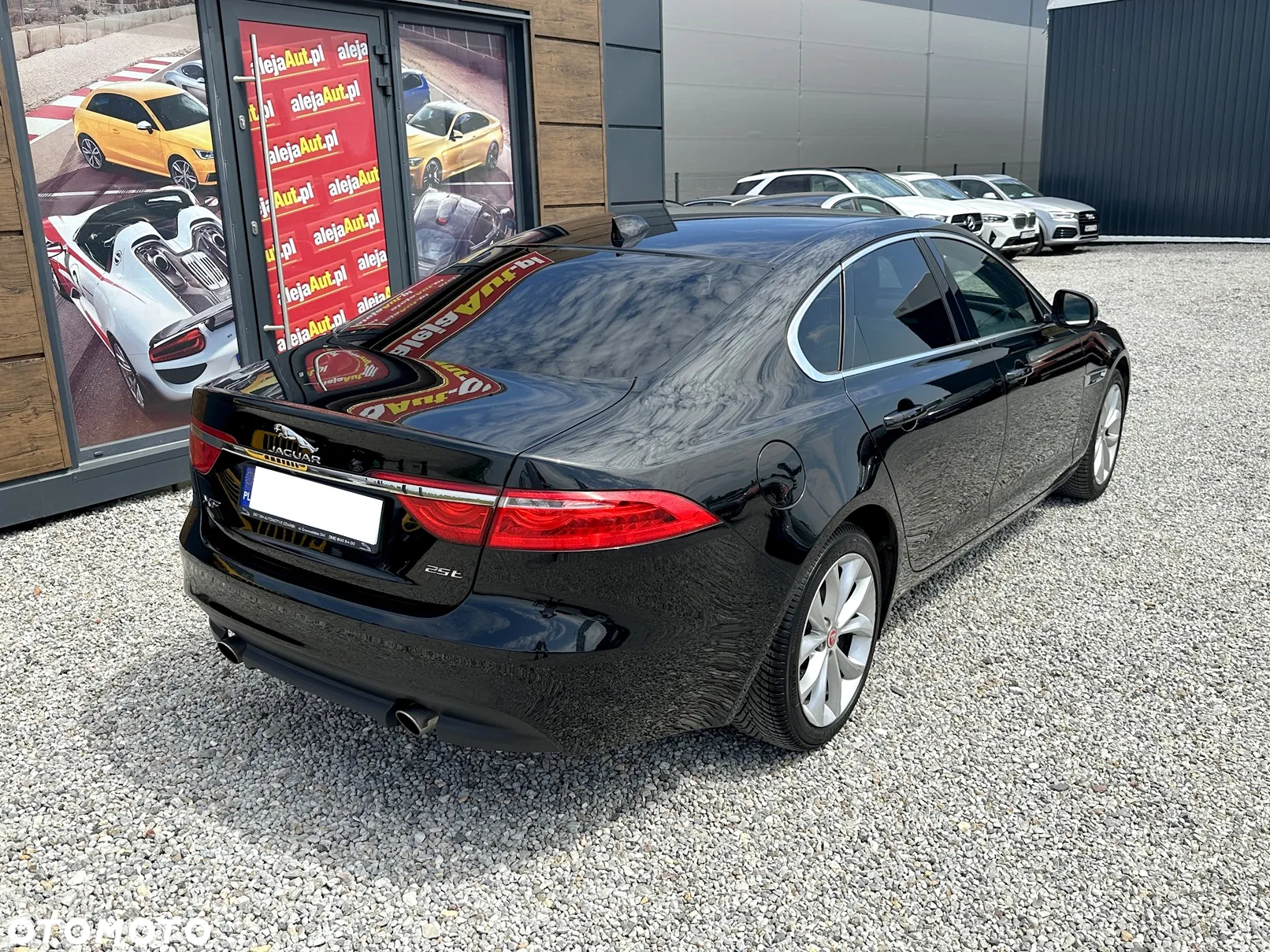 Jaguar XF 2.0 T Prestige - 5