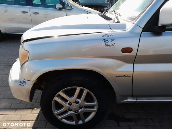 MITSUBISHI PAJERO PININ LUSTERKO LEWE PRZEDNIE LEWY PRZÓD
