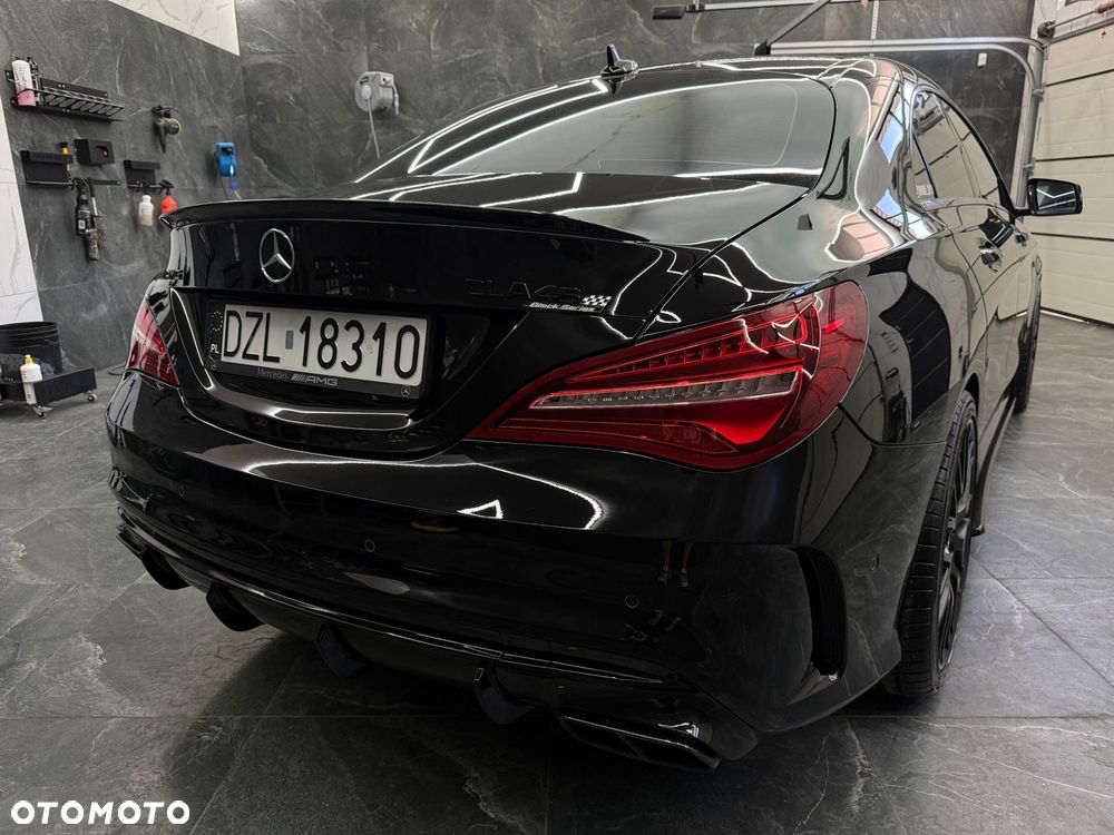 Mercedes-Benz CLA - 5