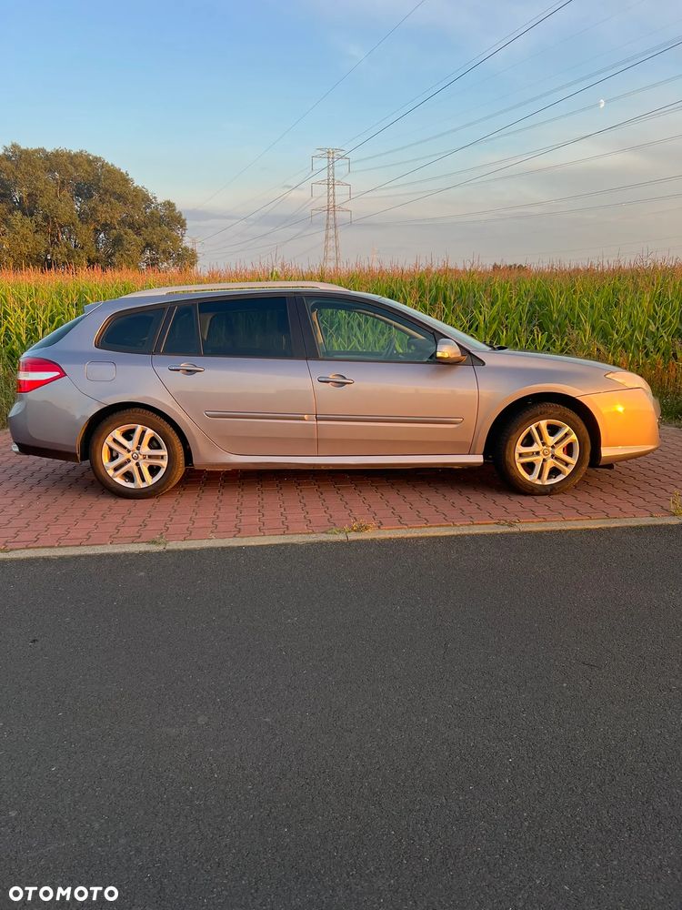 Renault Laguna 2.0 dCi Privilege - 5