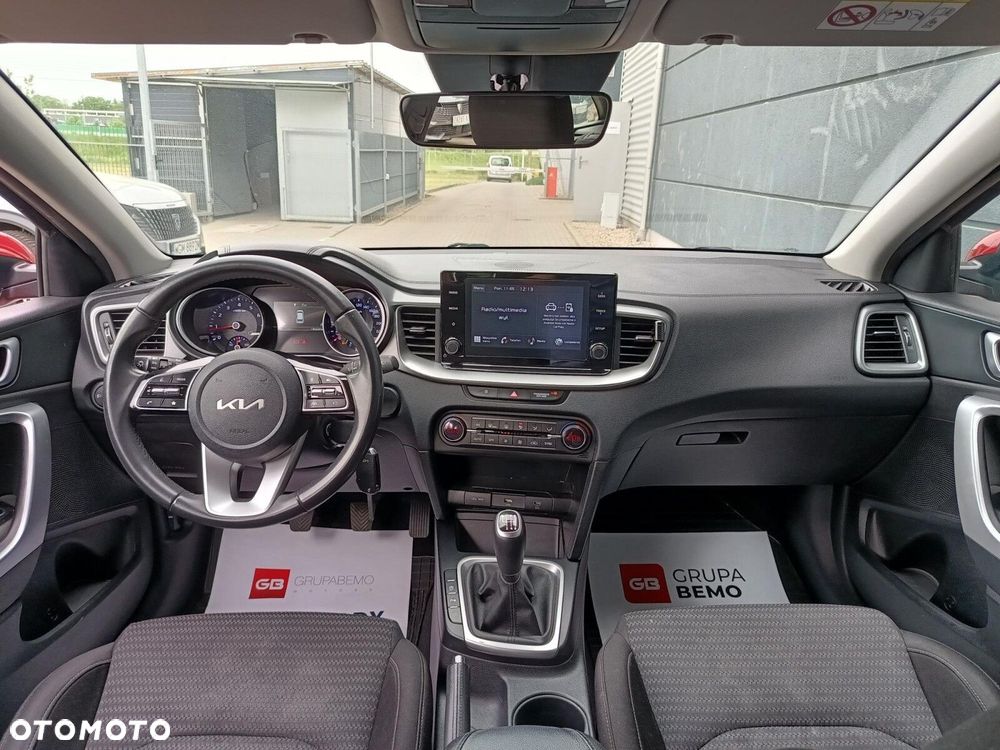 Kia Ceed 1.5 T-GDI M - 16