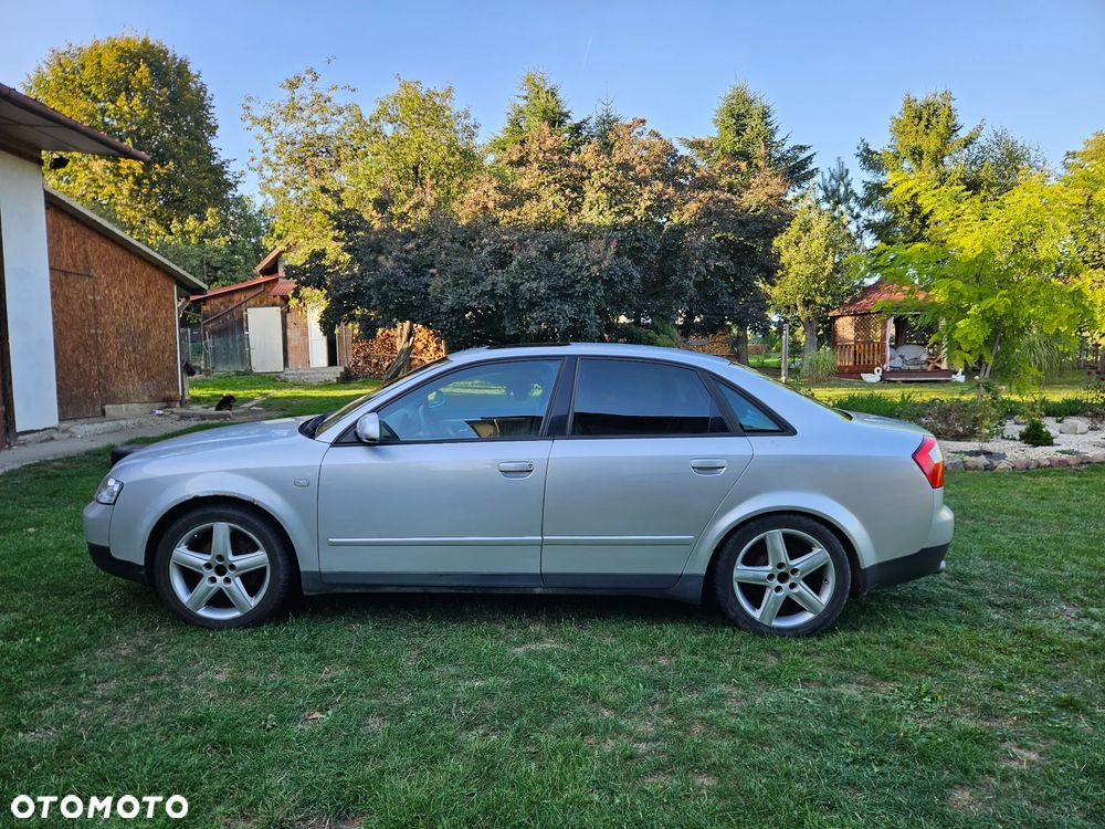 Audi A4 Avant - 5