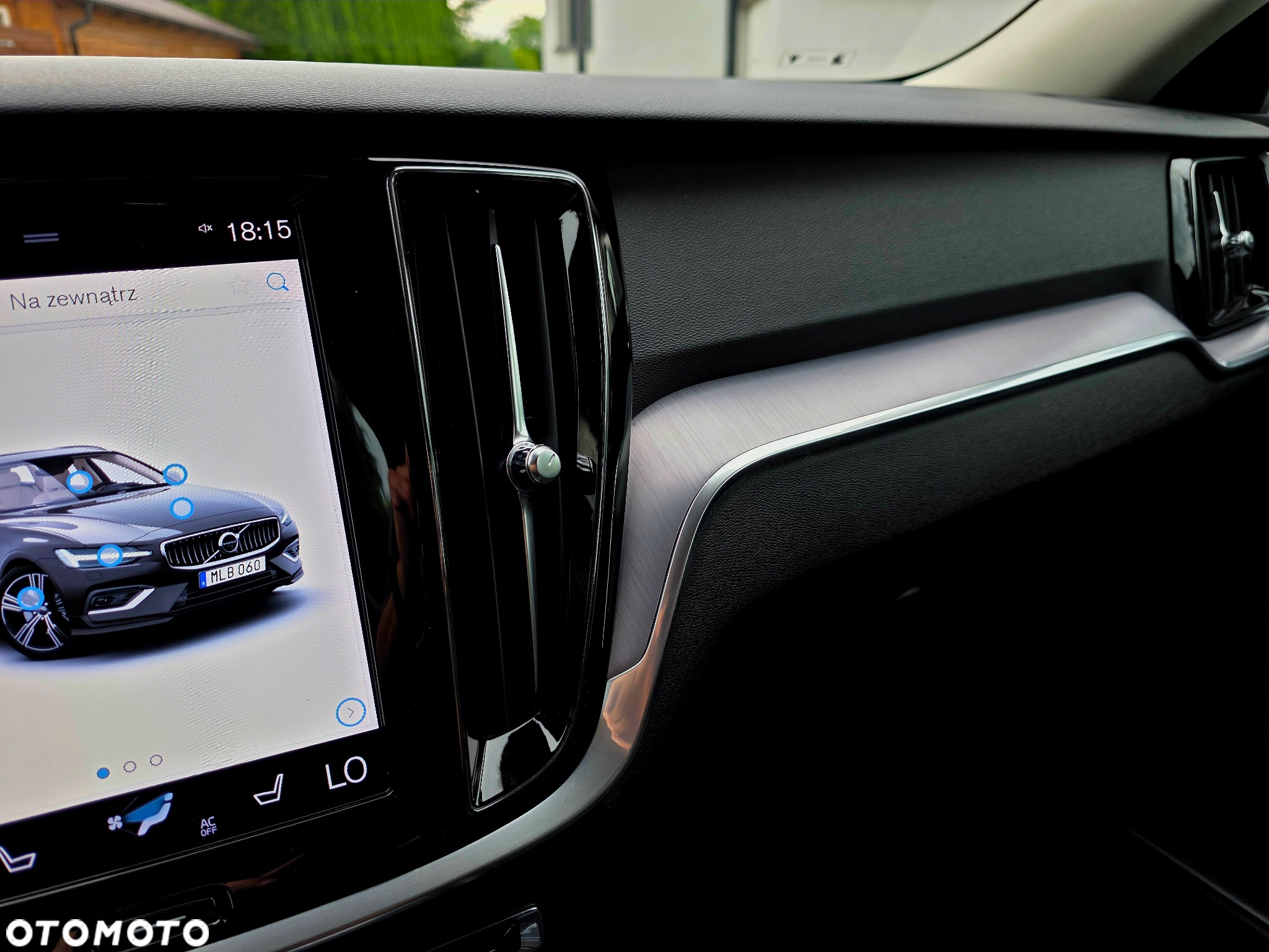 Volvo V60 D4 Momentum Pro - 16