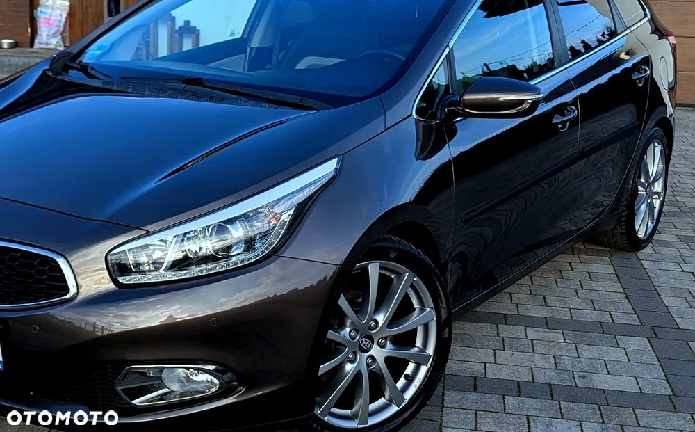 Kia Ceed 1.6 GDI ISG Dream-Team Edition - 20