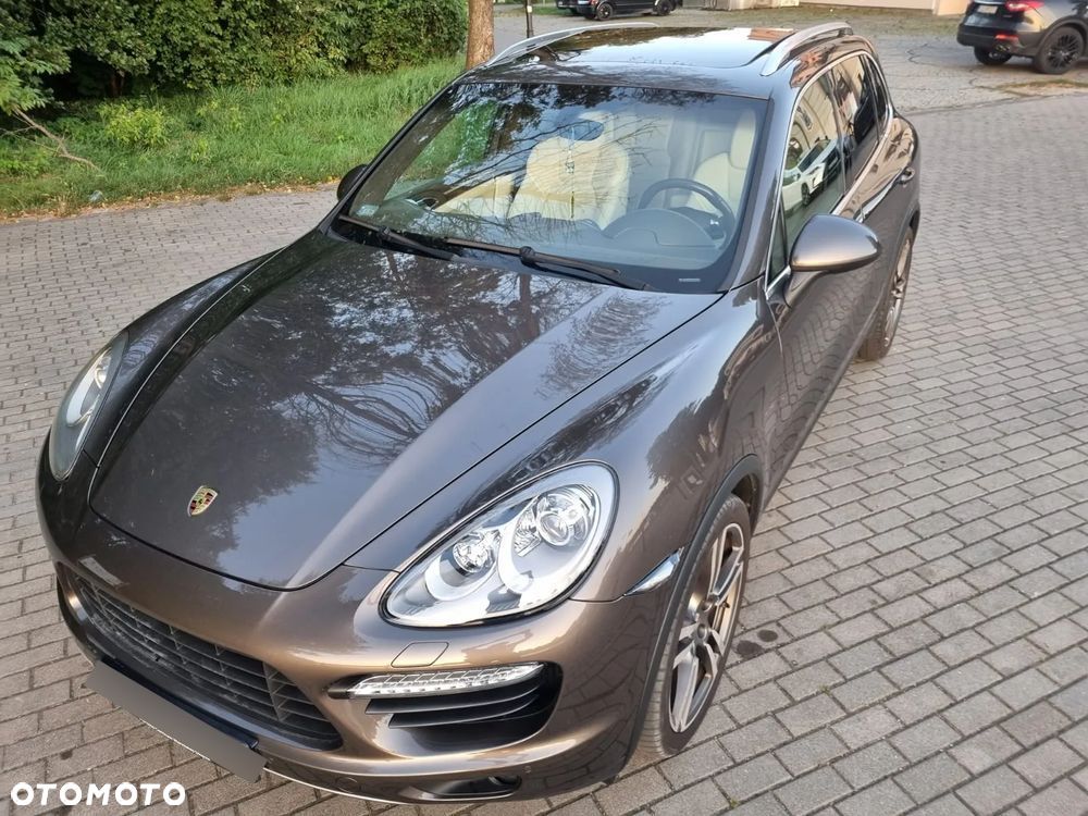 Porsche Cayenne - 26
