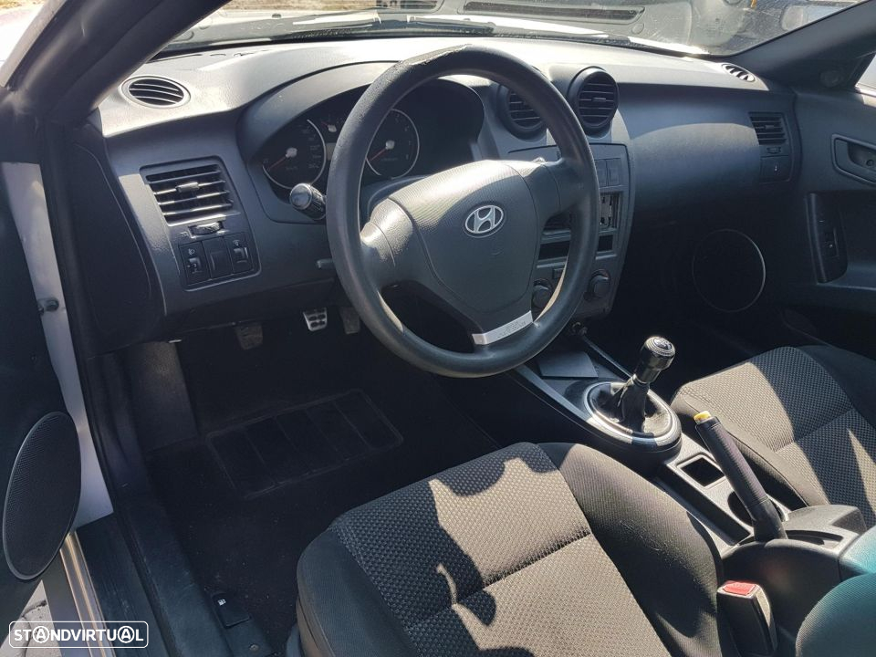 Hyundai Coupe 2004 para peças - 3