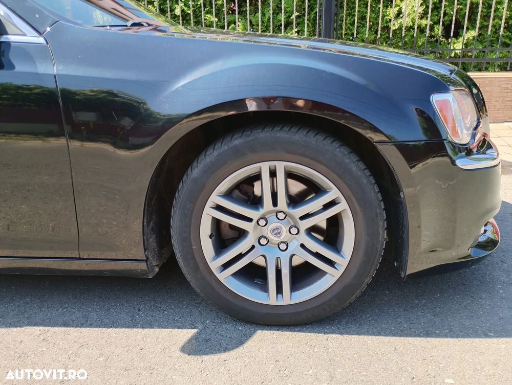 Lancia Thema 3.0 V6 CRD 24V Automatik Executive - 9