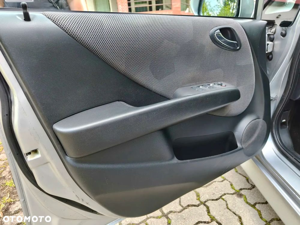 Honda Jazz 1.4 LS - 12