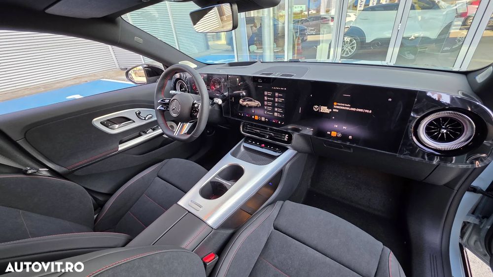 Mercedes-Benz CLA 220 - 16