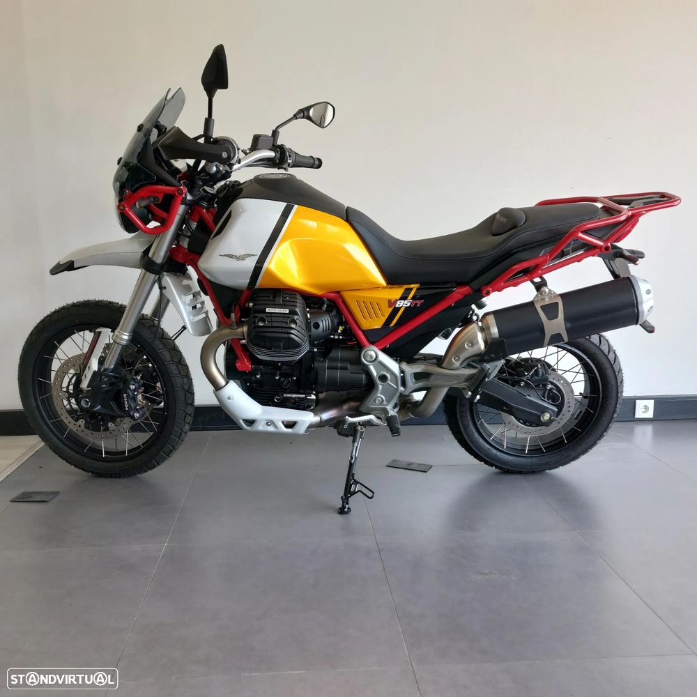 Moto Guzzi V85 TT - 3
