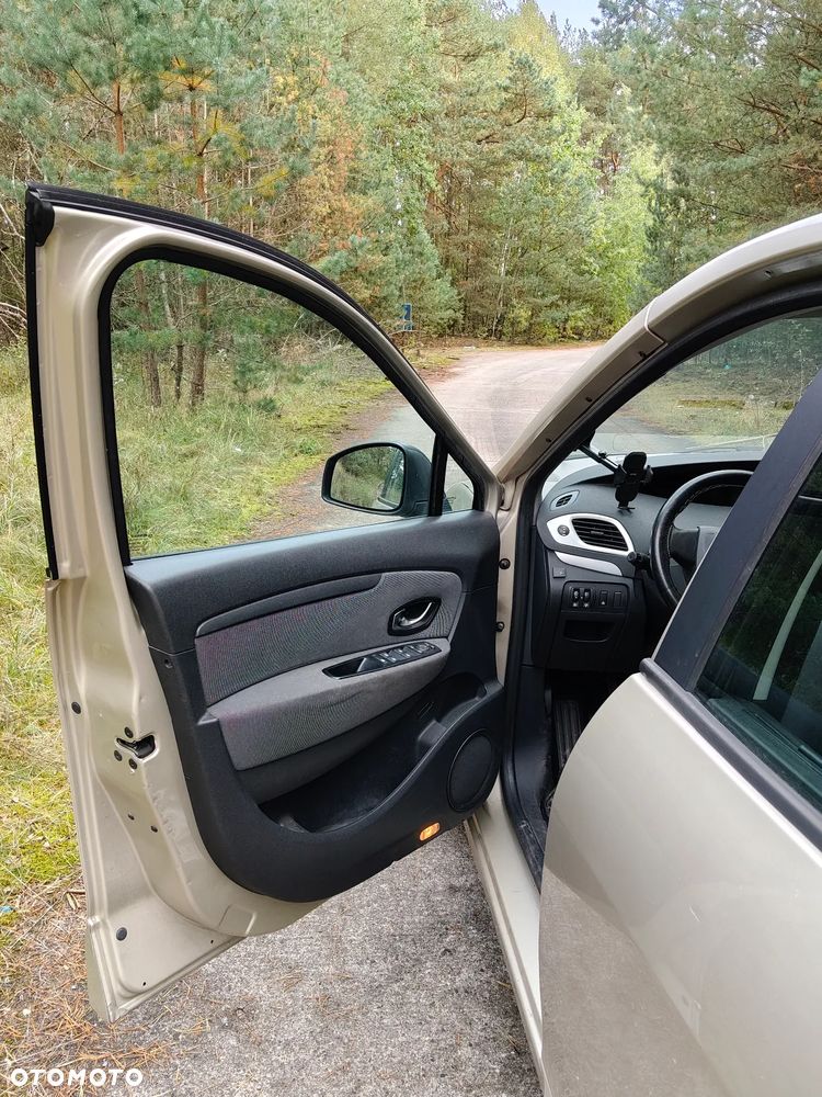 Renault Scenic 1.6 16V Expression - 18