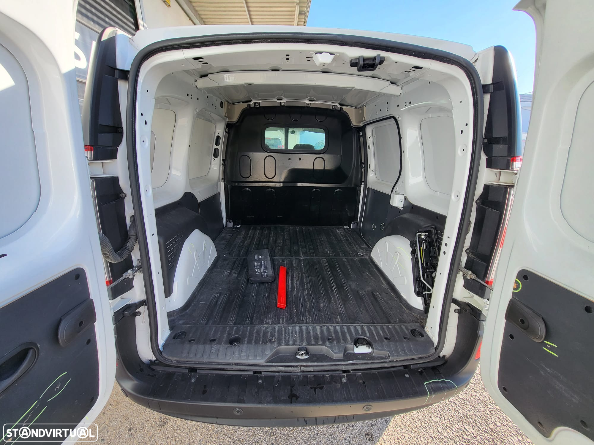 Renault Kangoo 1.5DCI 90cv 3Lugares - 5