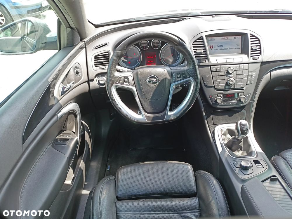Opel Insignia - 11