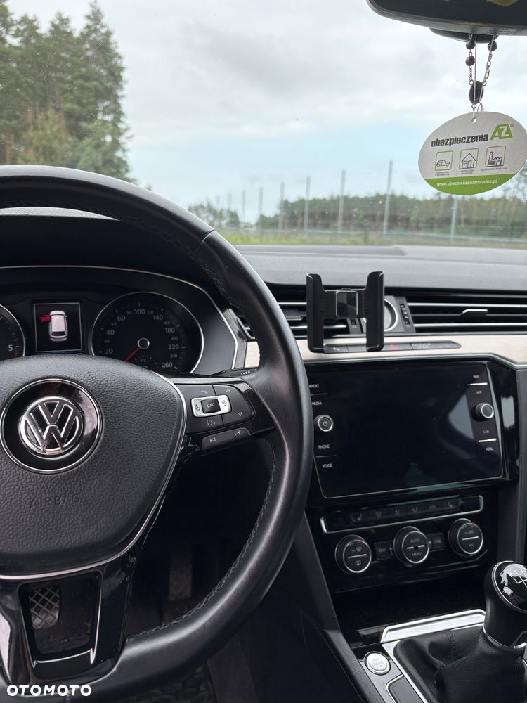 Volkswagen Passat 2.0 TDI (BlueMotion Technology) Highline - 5