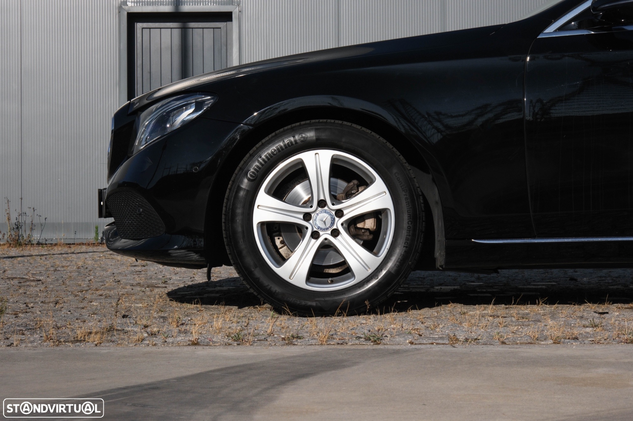 Mercedes-Benz E 220 BlueTEC Avantgarde Auto. - 4