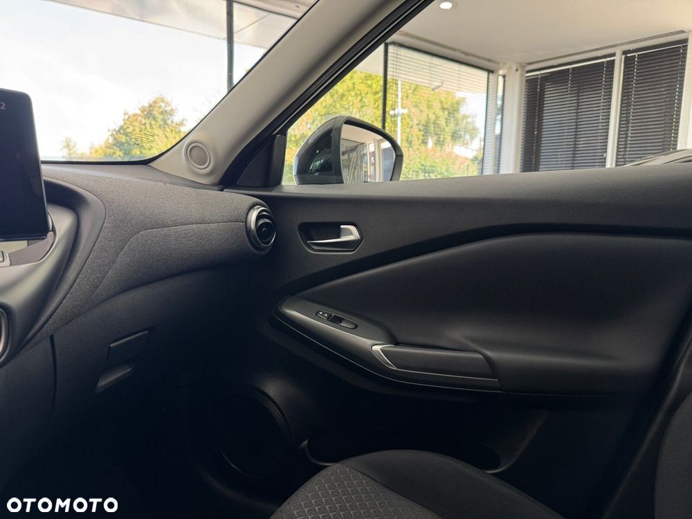 Nissan Juke 1.0 DIG-T Acenta DCT - 25