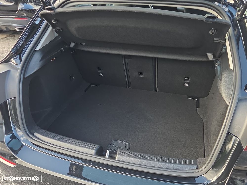 Mercedes-Benz A 200 Standard - 25