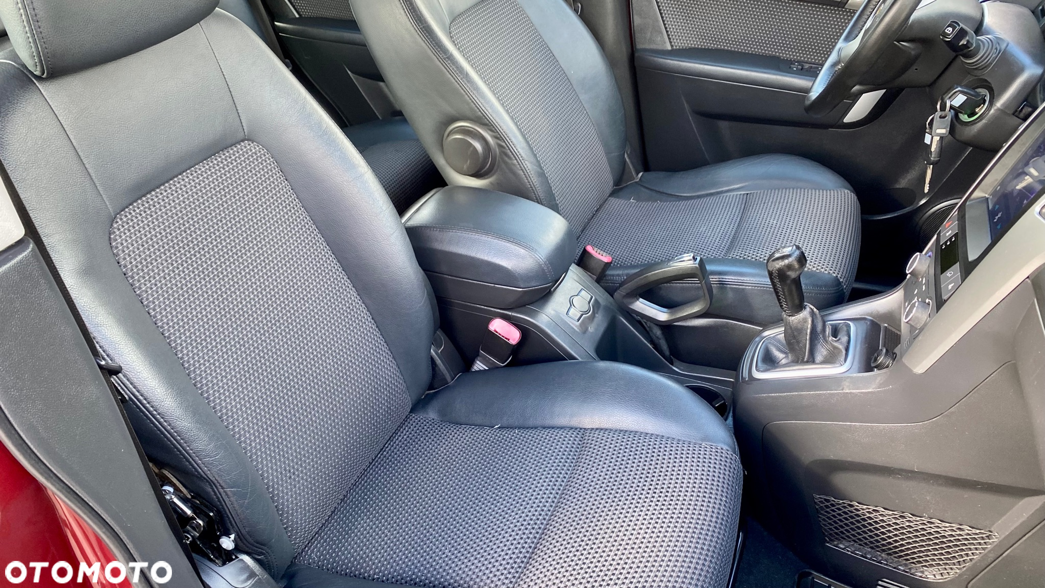 Chevrolet Captiva - 21