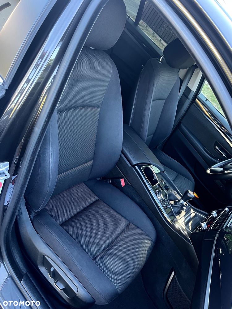 BMW Seria 5 520d - 19