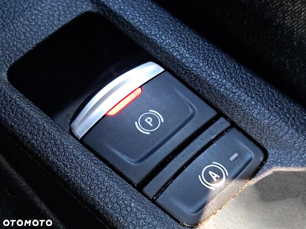 Renault Captur 1.3 TCe mHEV Techno EDC - 18