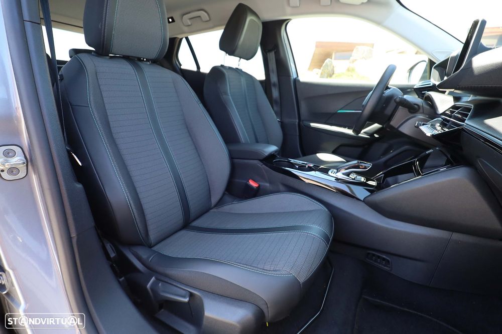 Peugeot e-2008 50 kWh Style - 14