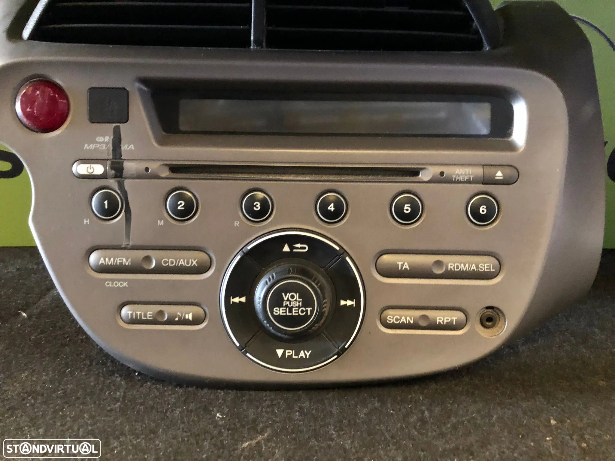 HONDA JAZZ AUTO RADIO - R136 - 4