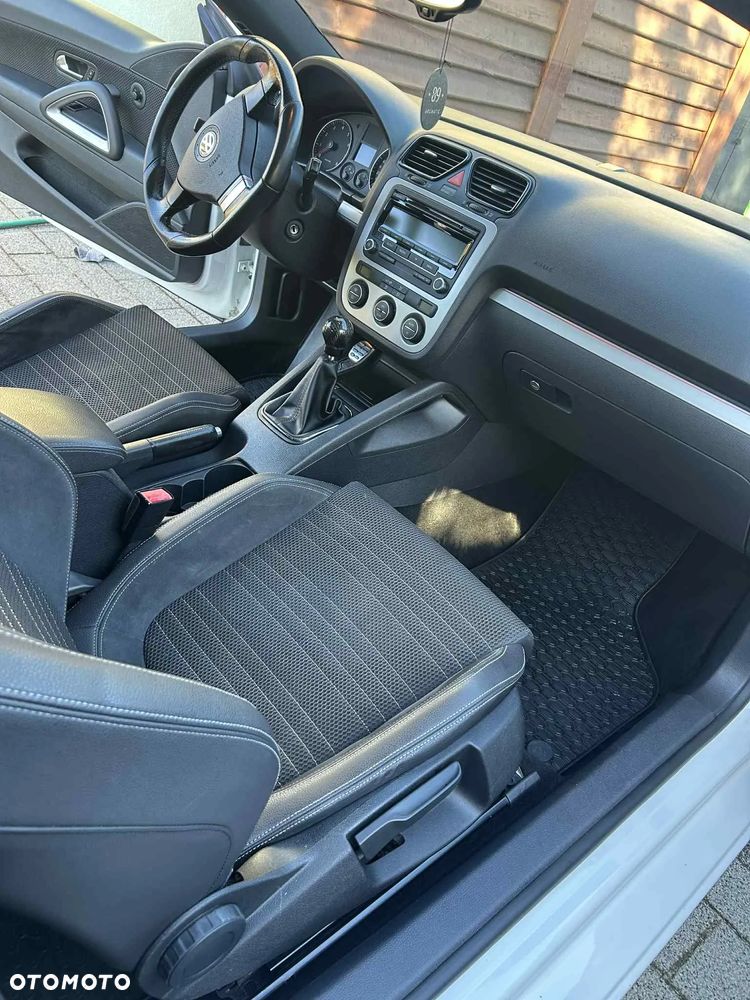 Volkswagen Scirocco - 18