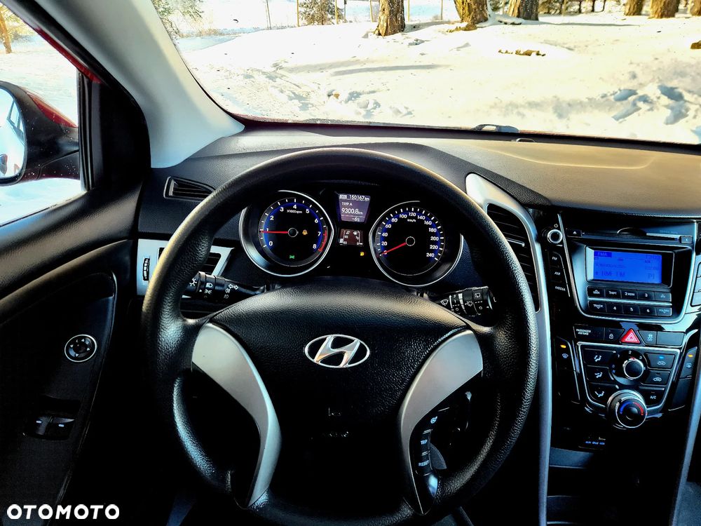 Hyundai i30 1.4 Trend - 12