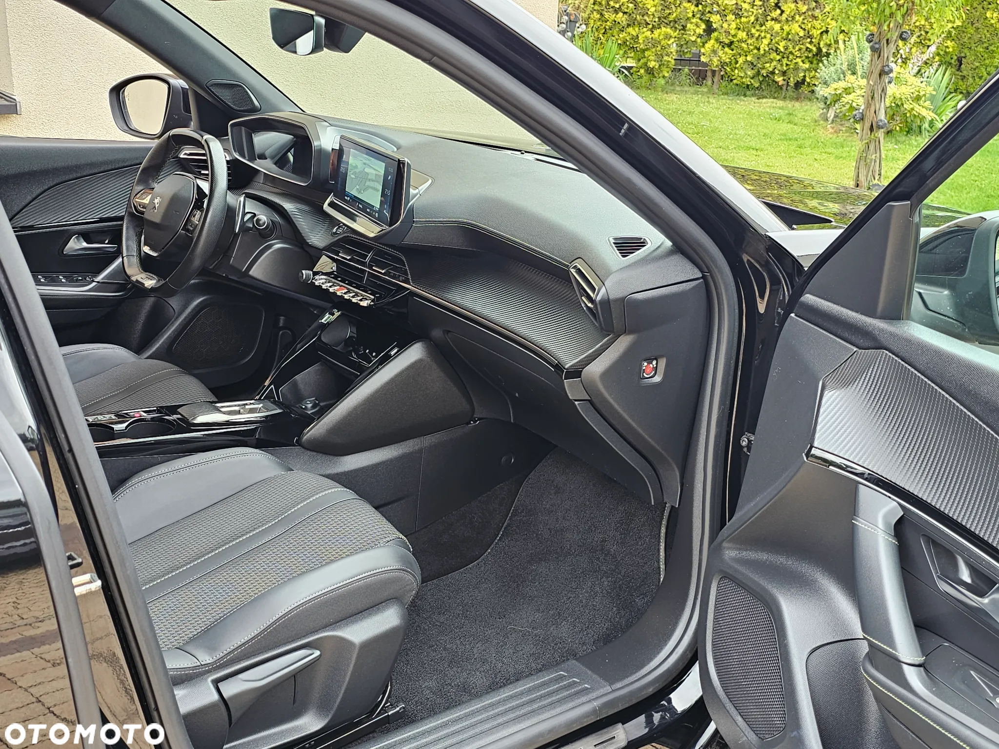 Peugeot 2008 1.5 BlueHDi GT S&S EAT8 - 27