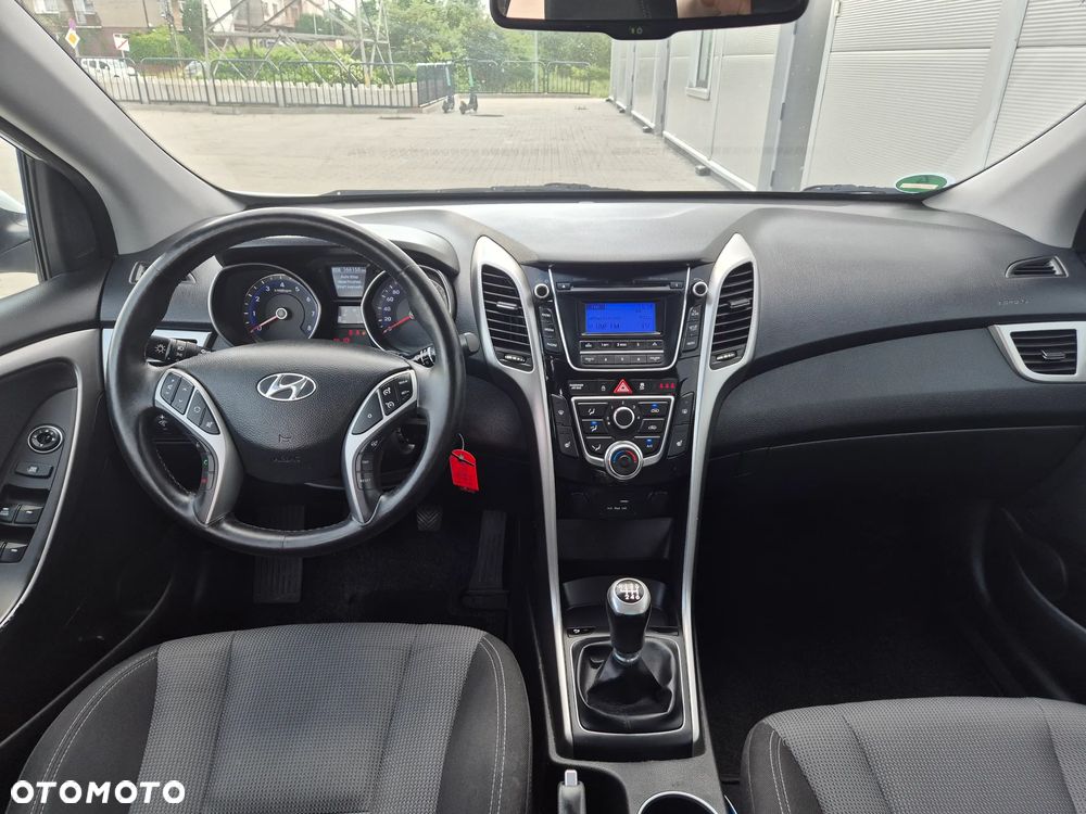 Hyundai i30 1.4 Passion - 15