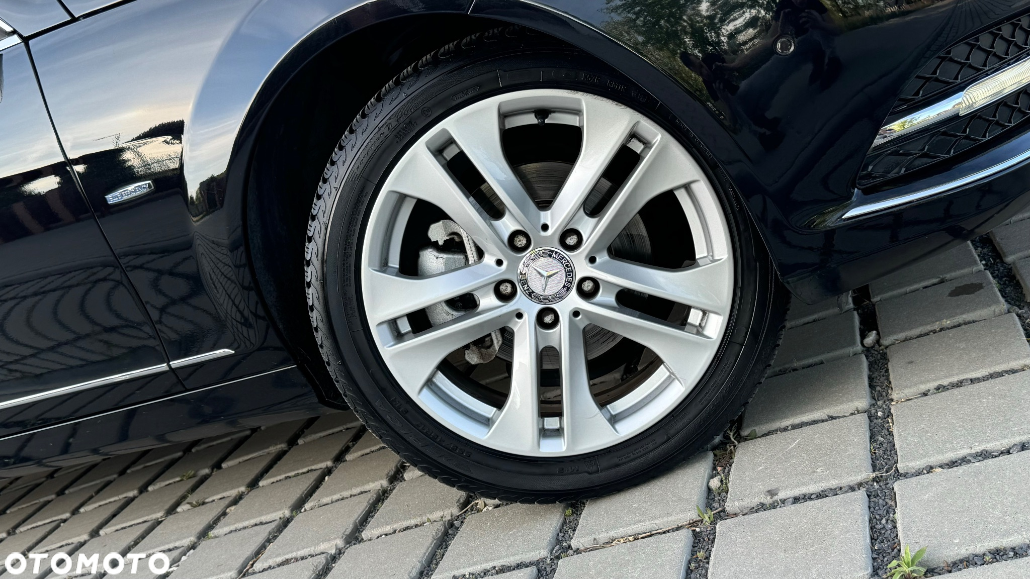 Mercedes-Benz Klasa C 180 CGI BlueEff Avantgarde - 6