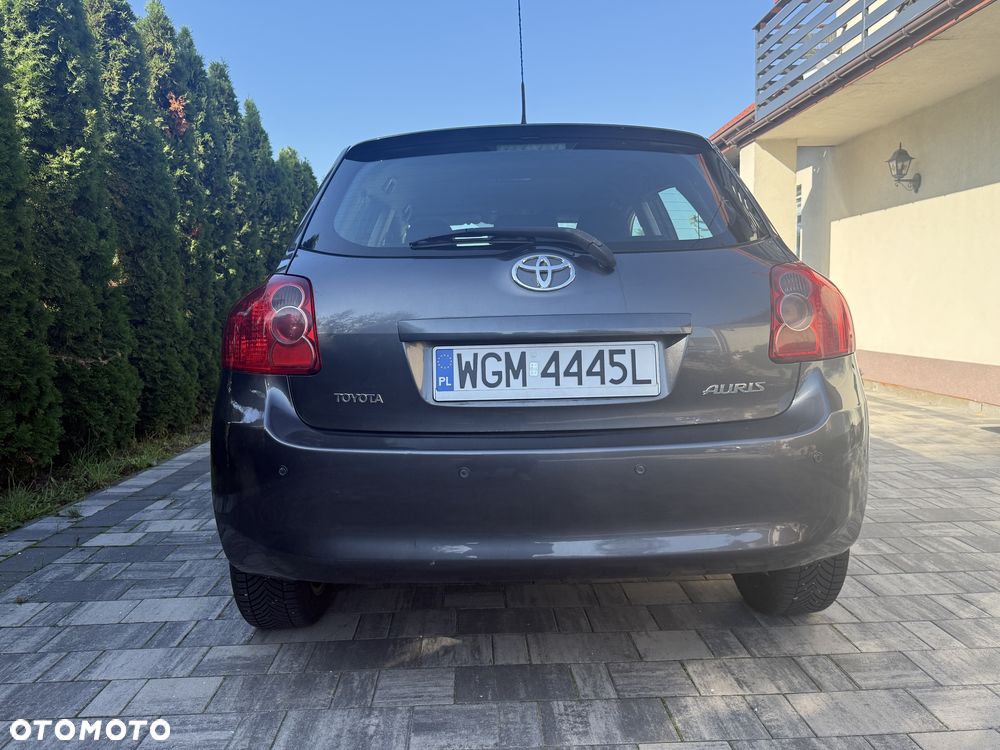 Toyota Auris - 5