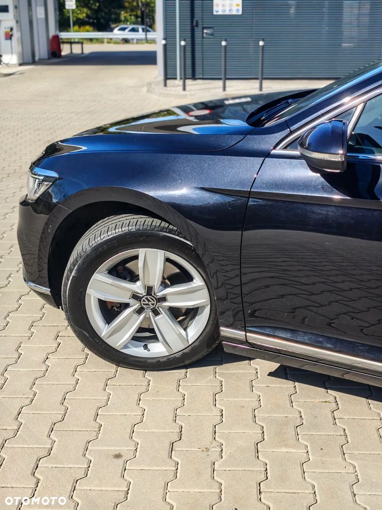 Volkswagen Passat 2019 photo 3