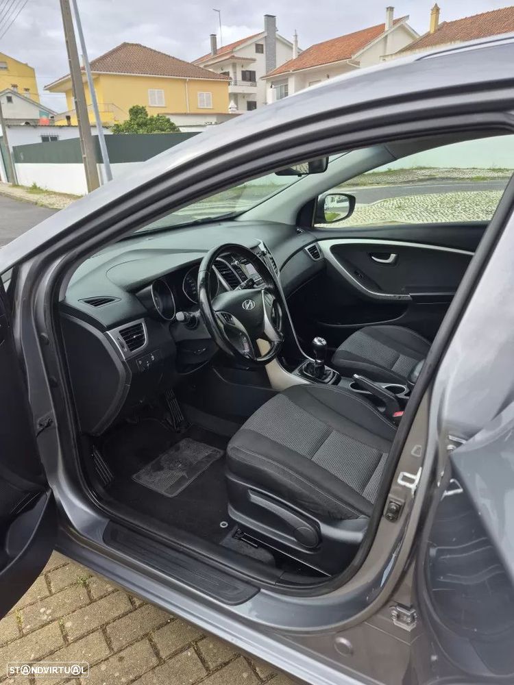 Hyundai i30 SW 1.4 CRDi Blue Active - 15