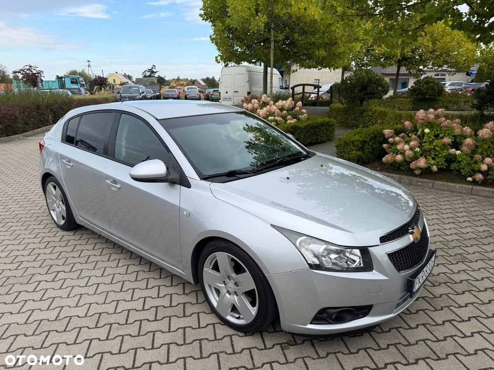 Chevrolet Cruze 2.0 LTZ - 29