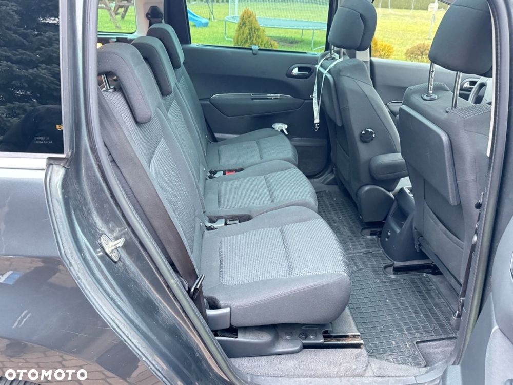 Peugeot 5008 - 9