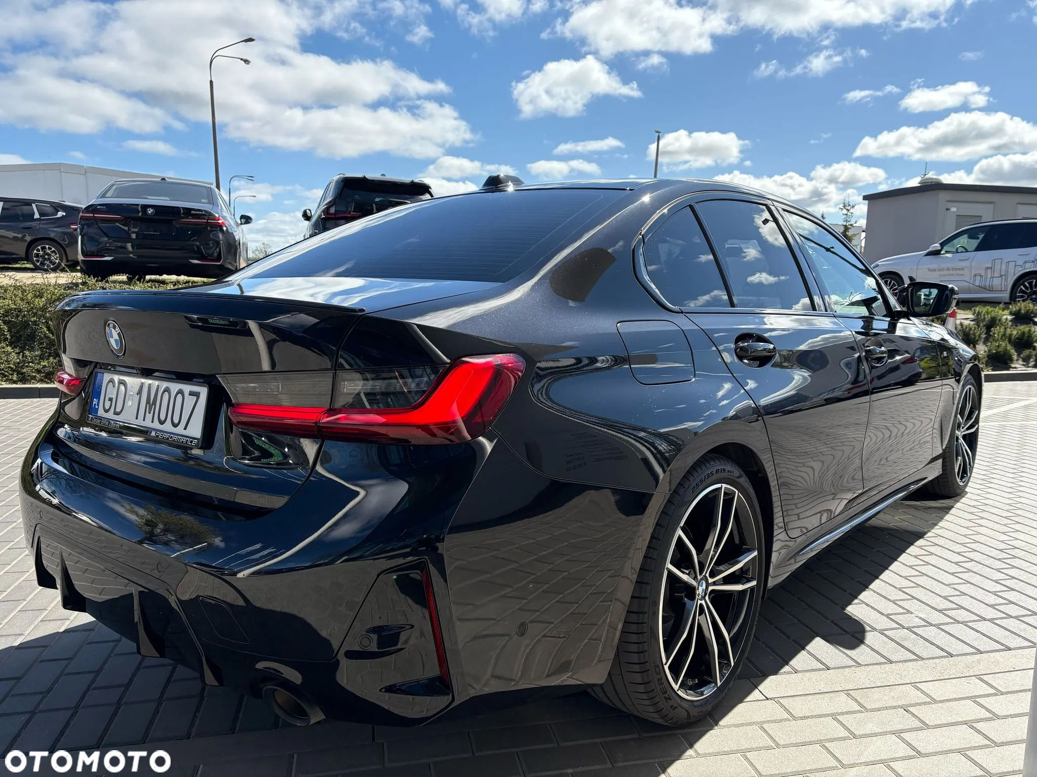 BMW Seria 3 318i - 4