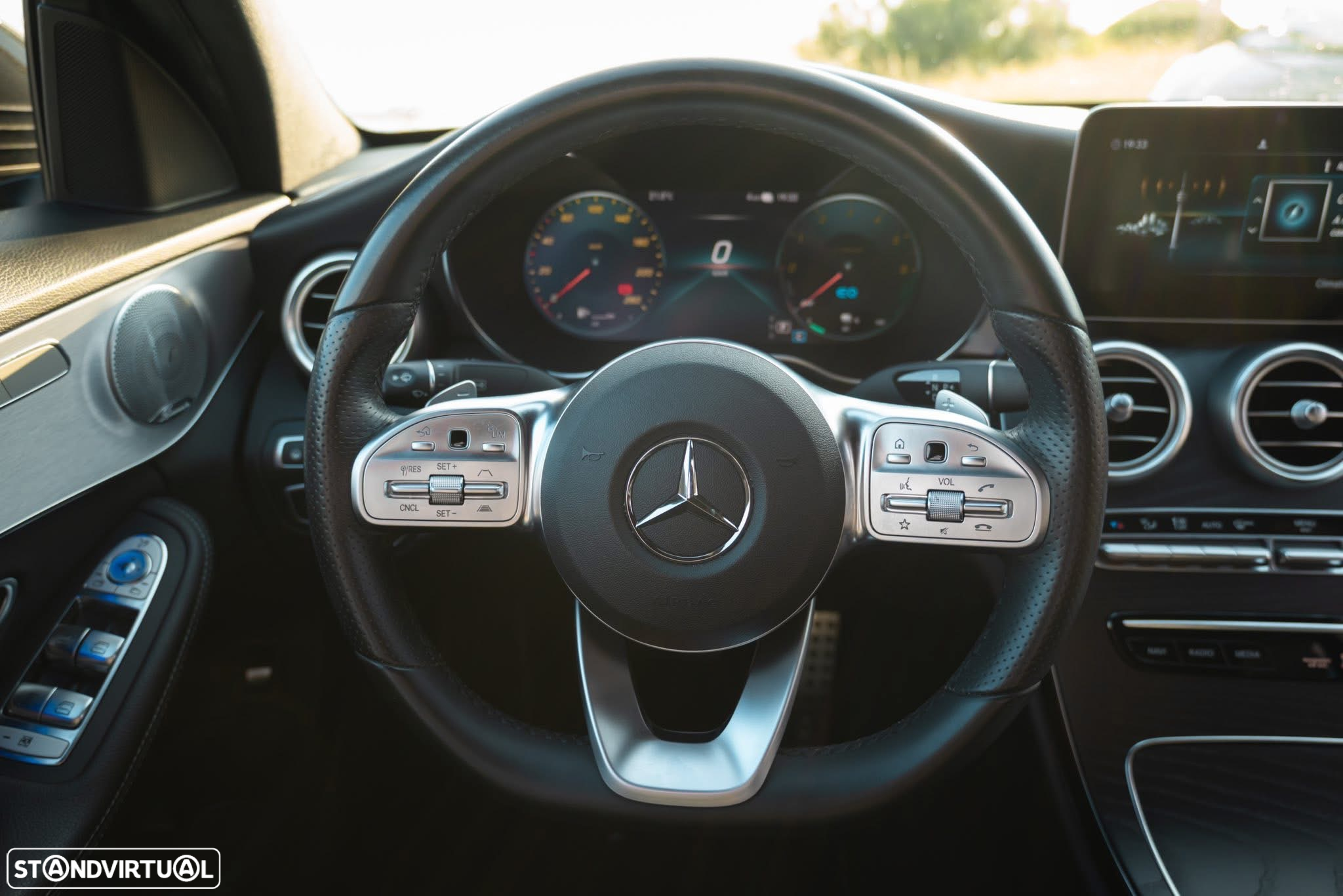 Mercedes-Benz C 300 de AMG Line - 35