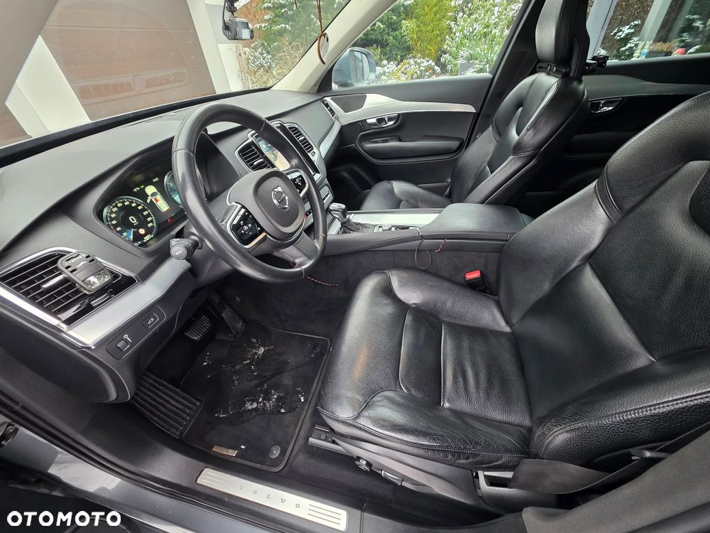 Volvo XC 90 - 10