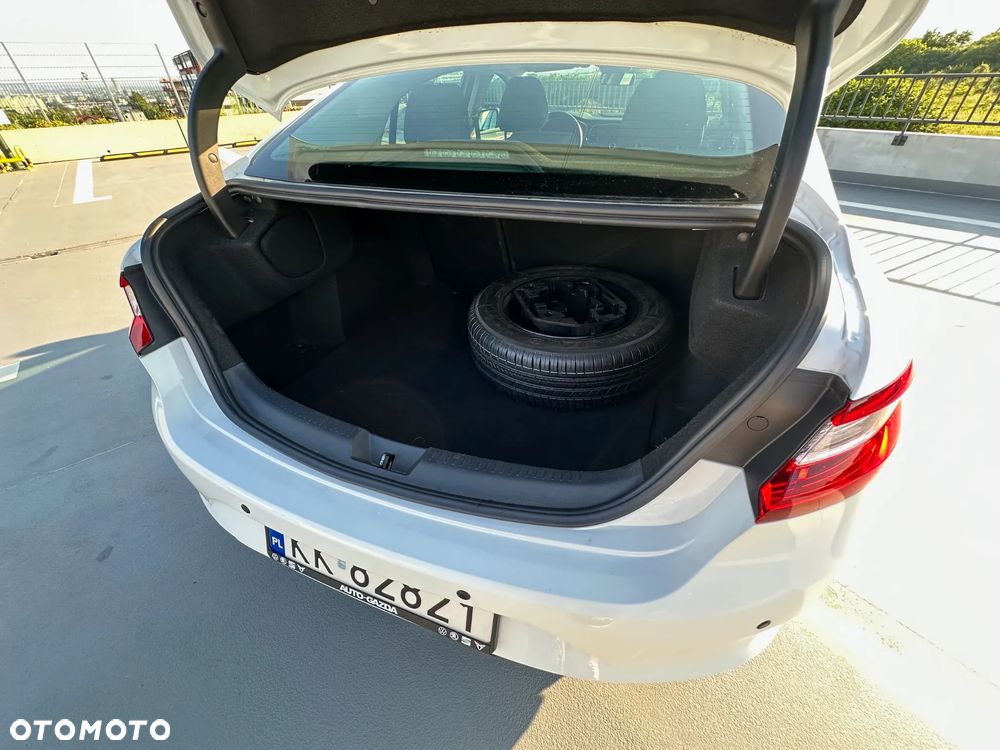 Renault Megane 1.6 SCe Life - 12