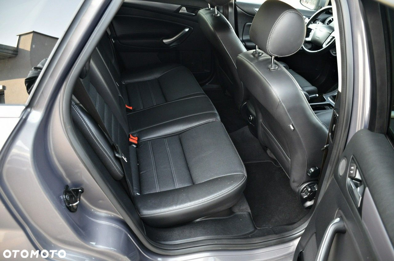 Ford Mondeo - 19