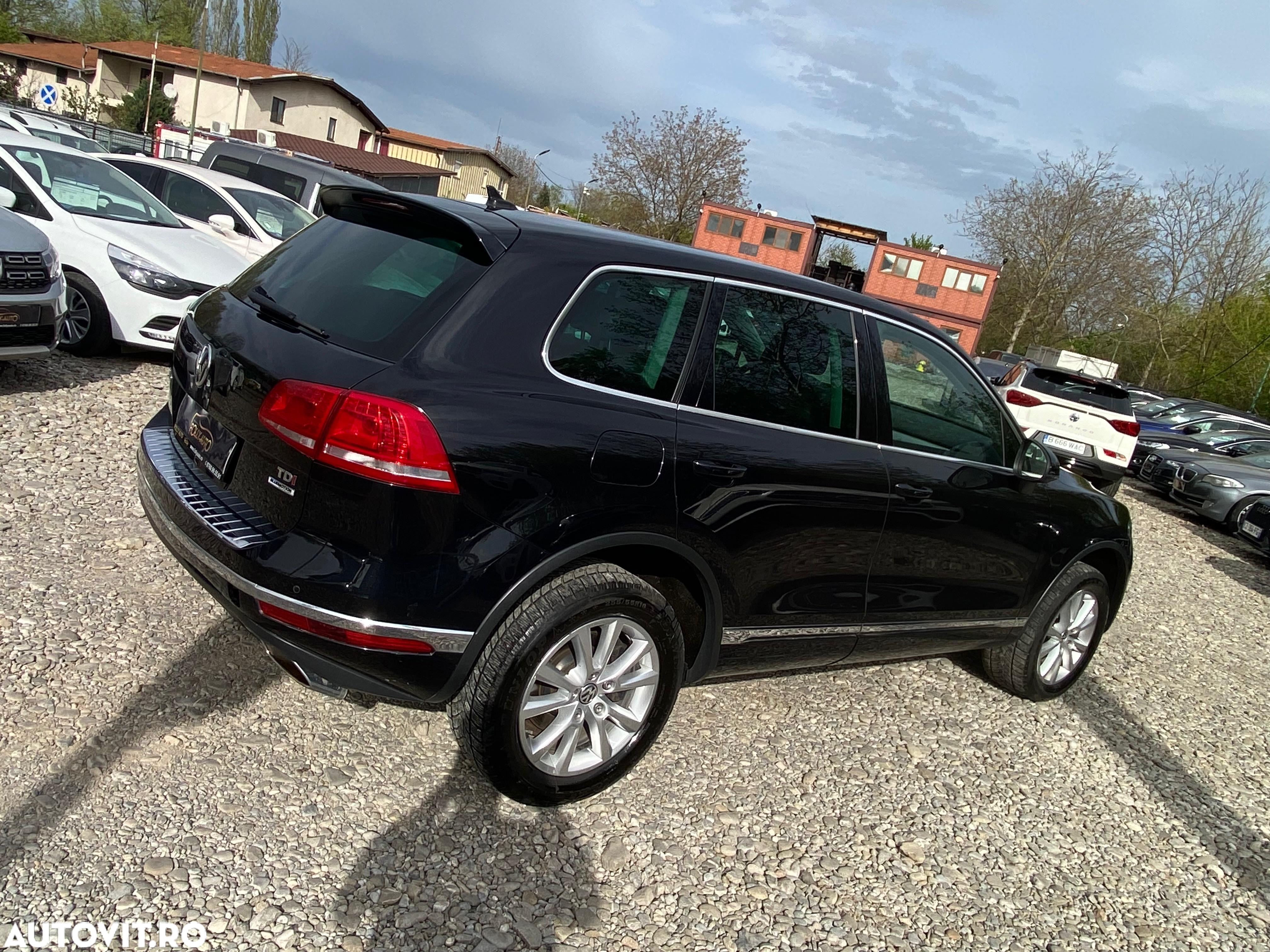 Volkswagen Touareg 3.0 V6 TDI SCR Blue Motion DPF Automatik Terrain Tech Exclusive - 35