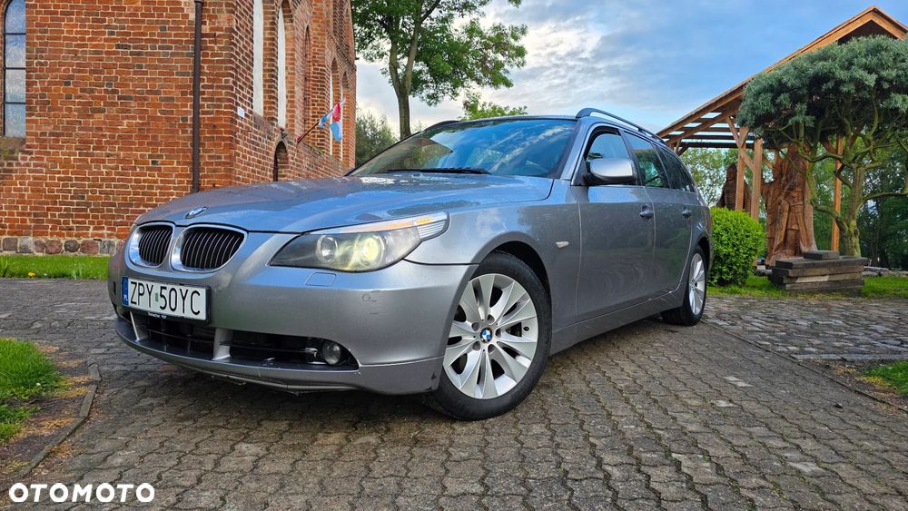 BMW Seria 5 525d - 2