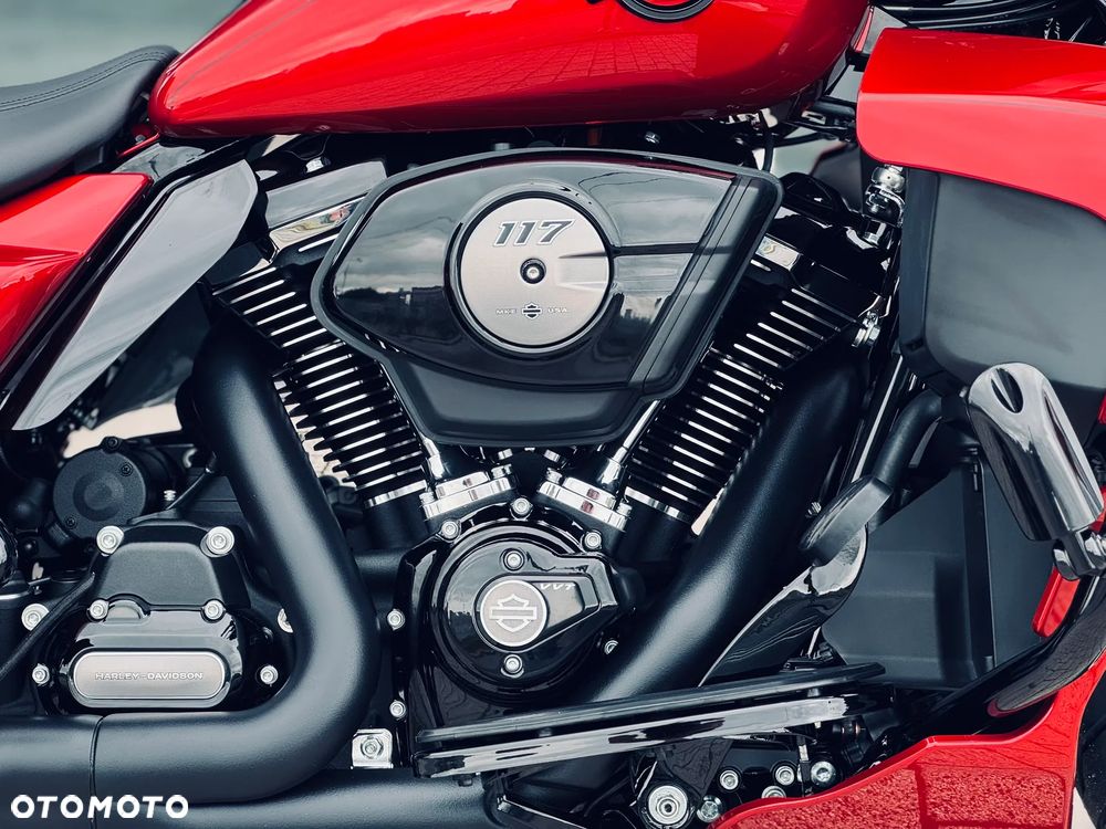 Harley-Davidson Touring Street Glide - 8