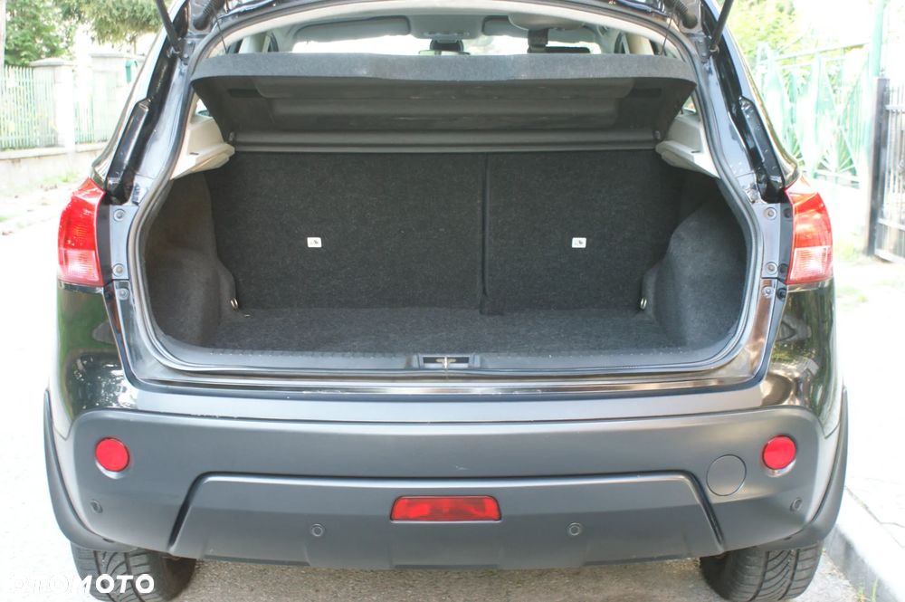 Nissan Qashqai - 10